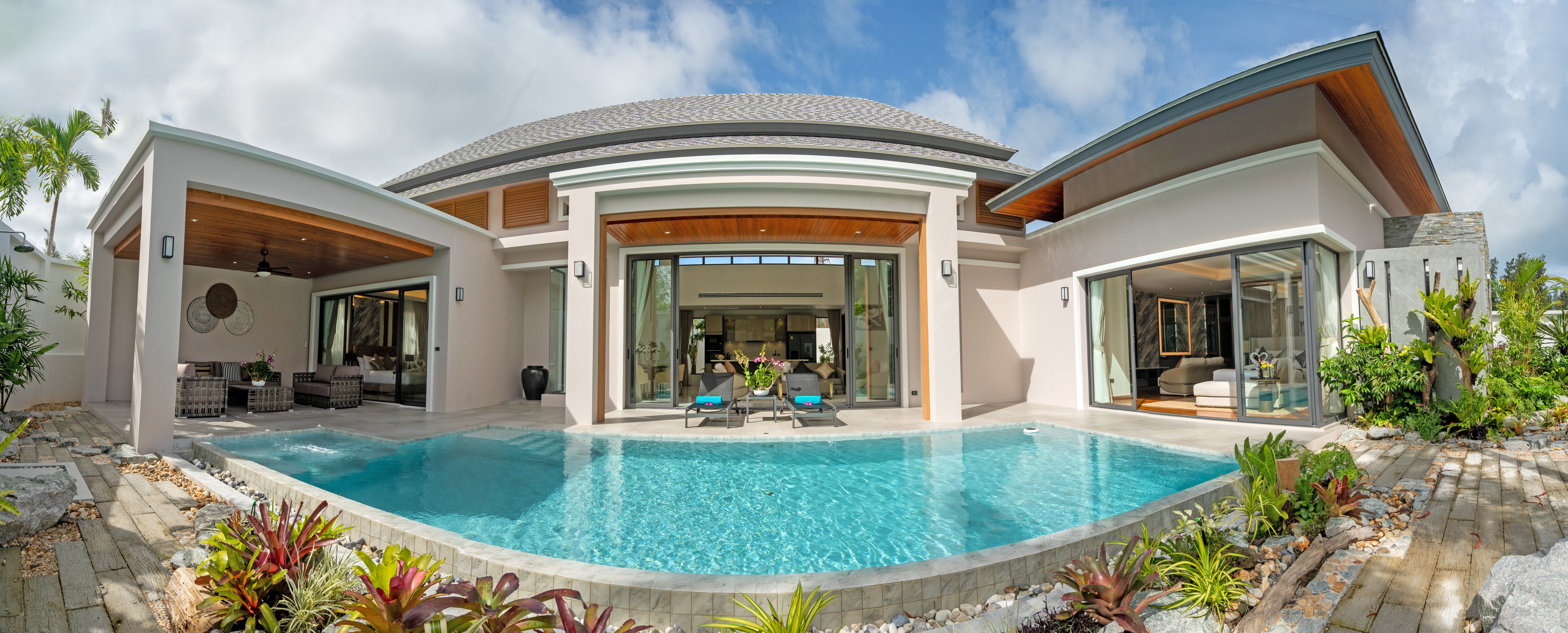 The Breeze villas 37